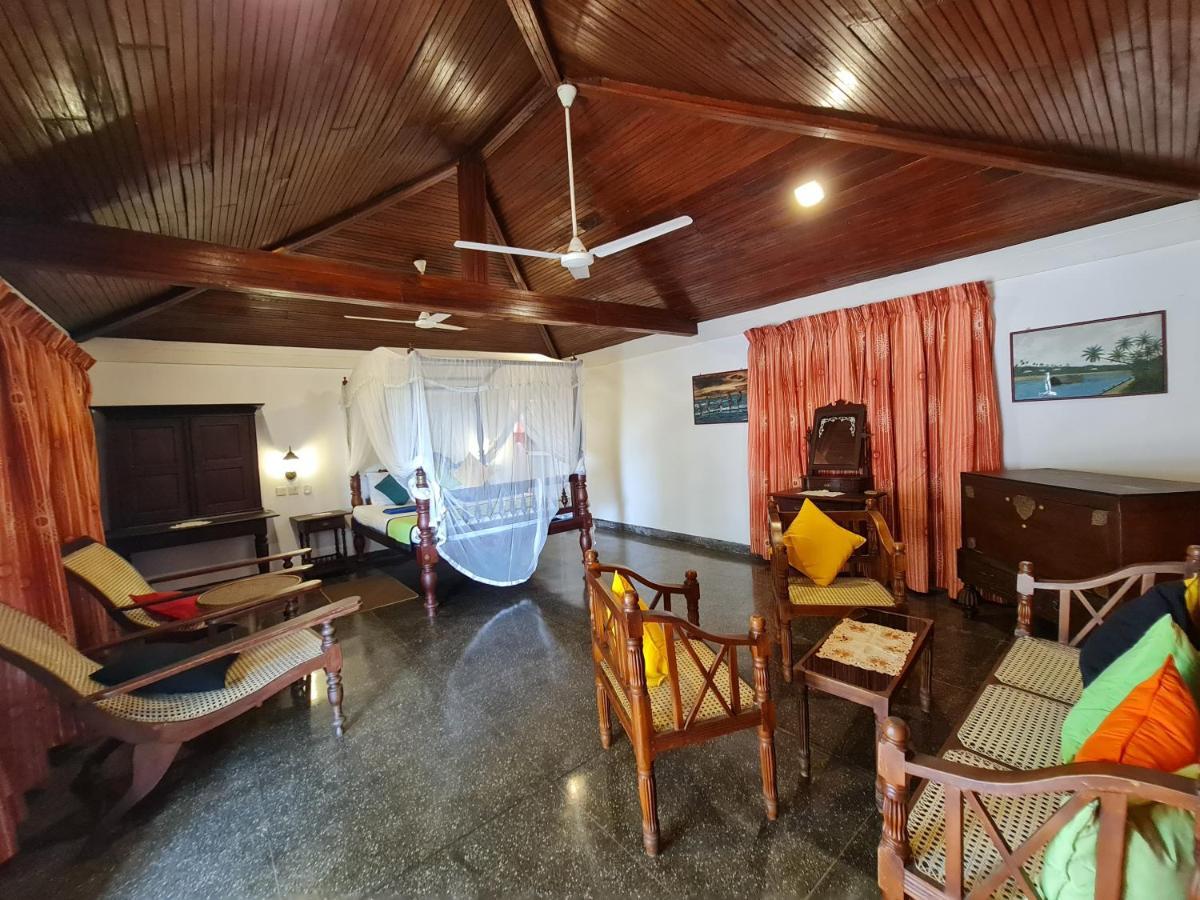 Star Beach Guest House Negombo Exterior photo