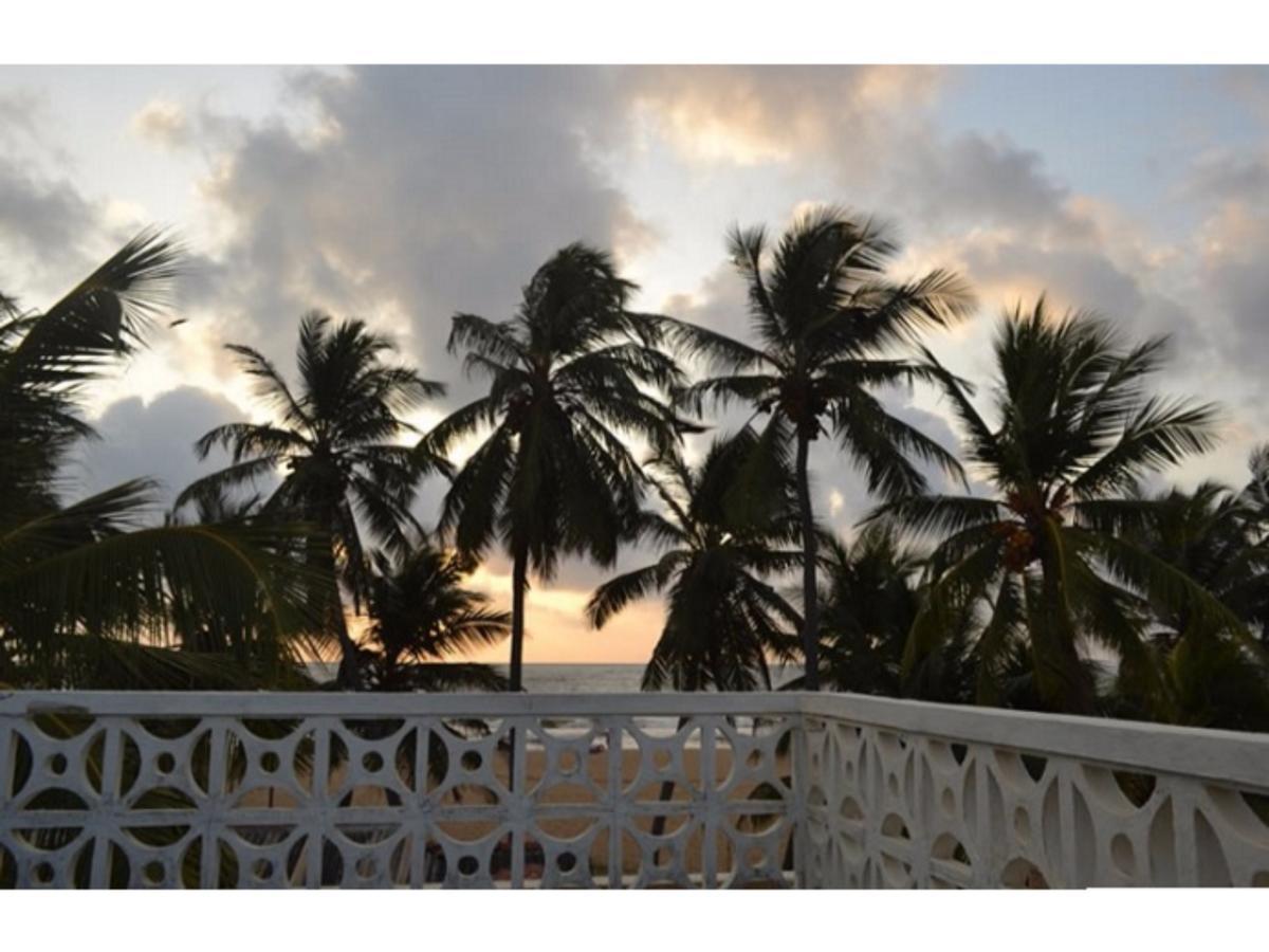 Star Beach Guest House Negombo Exterior photo