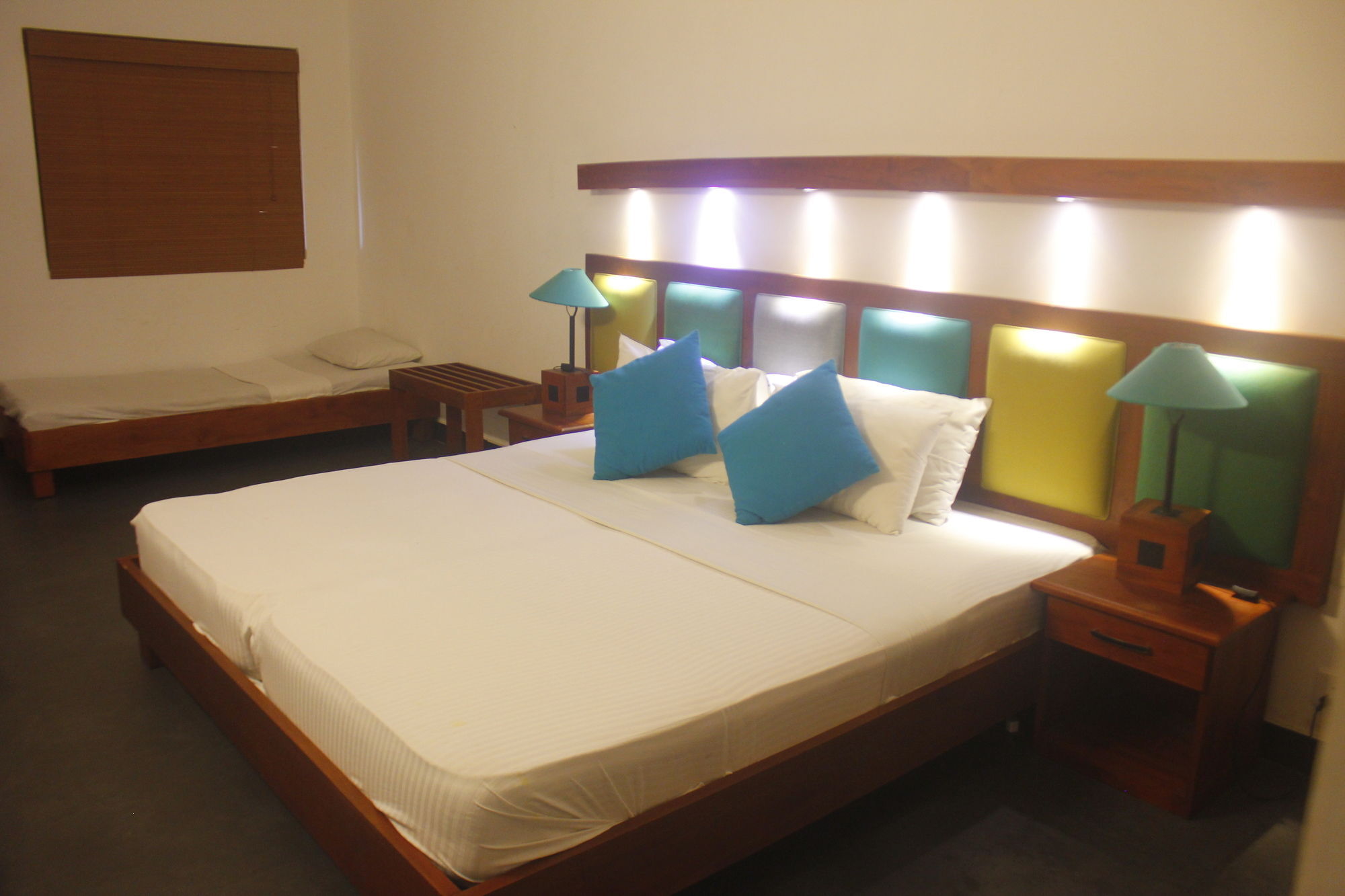 Star Beach Guest House Negombo Exterior photo