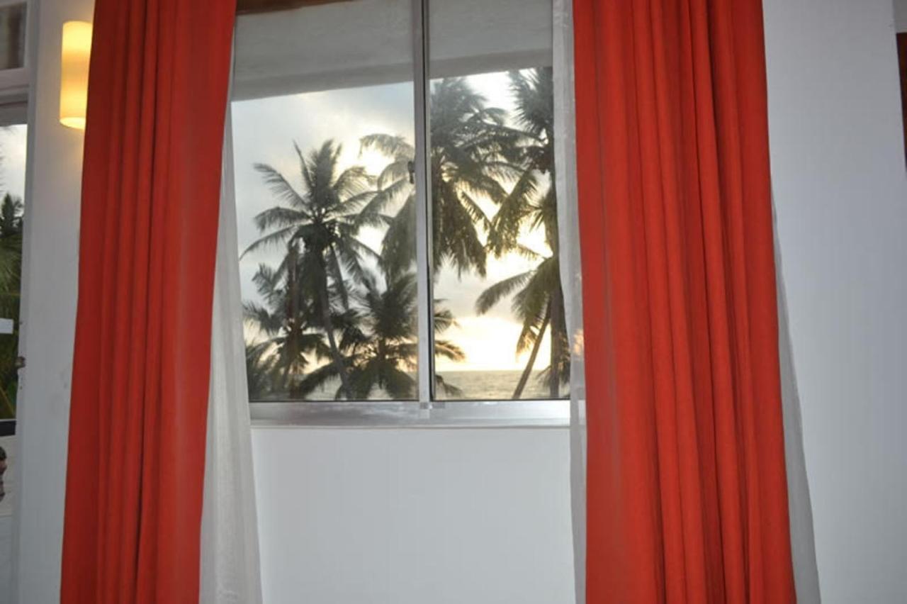Star Beach Guest House Negombo Exterior photo